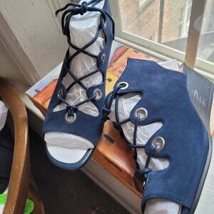 Blue Suede Wedges Bella Vita 10WW NIB "Ingrid"